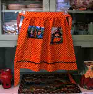 Hokus Pokus orange yellow Halloween half apron
