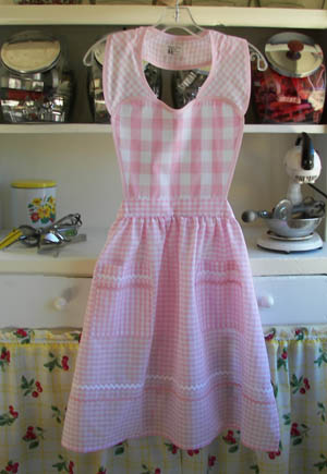 Pink gingham heart apron