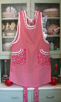 Violet Red gingham / Red snowflake, click for more Violet aprons